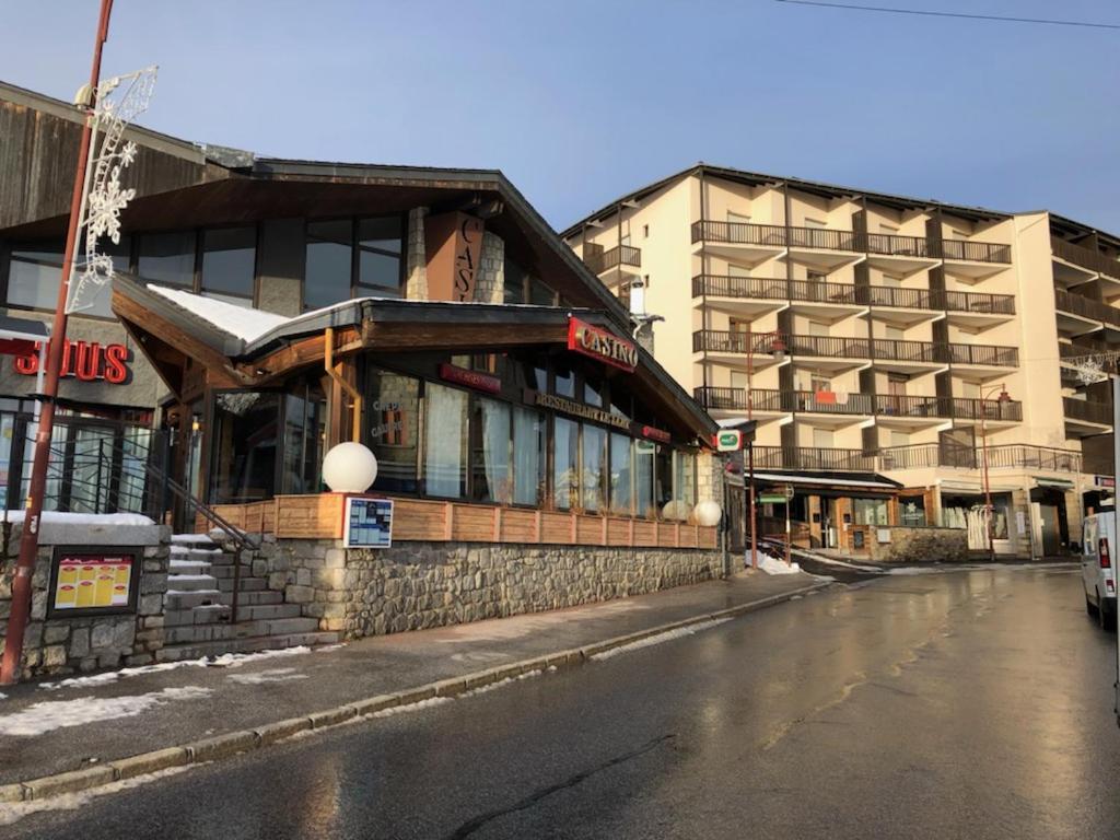 Apt Cosy, 4 Pers, Plein Centre Ville, Parking Offert Font Romeu Exterior foto